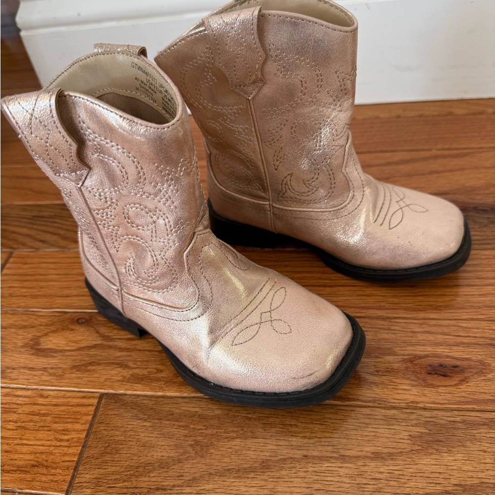 Kids Metallic Gold Cowboy Boots - Picture 4 of 8